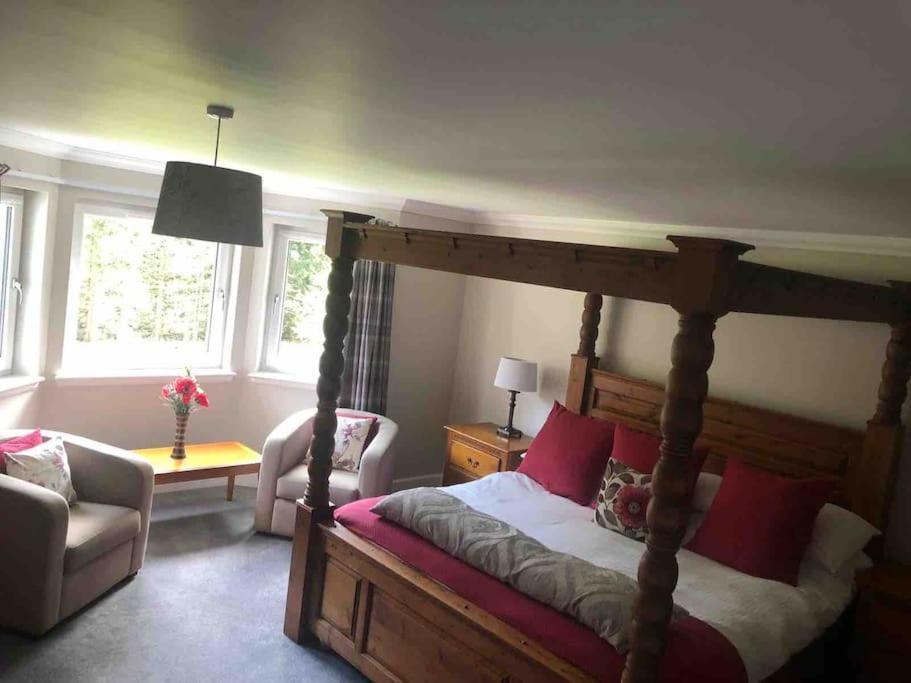 Cardon House - Luxury Highland Holiday Home Инвернес Екстериор снимка